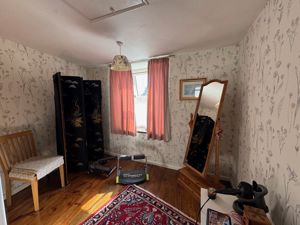 Bedroom3- click for photo gallery